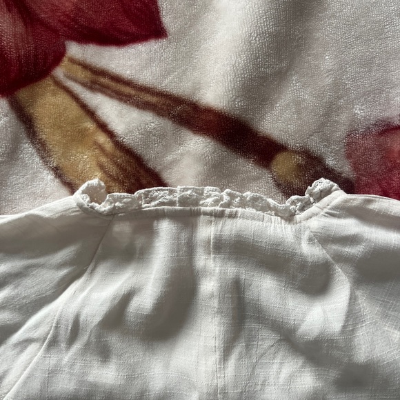 White Button-Up Blouse - Picture 5 of 7